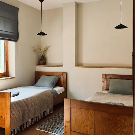 Stodola Pod Lasem Kuchary Zydowskie