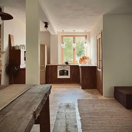 Semesterbostad Stodola Pod Lasem *